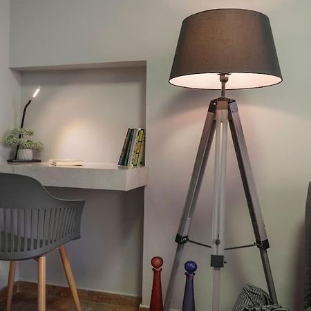 Beautiful Apt In Glyfada Center, Papandreou Street Athens Exterior photo