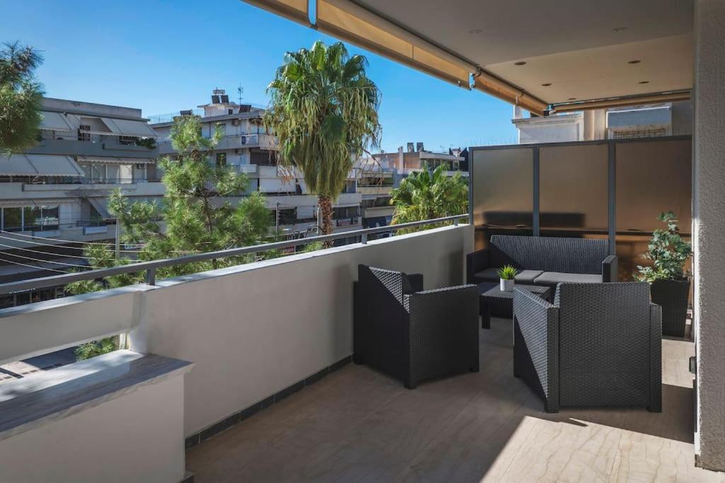 Beautiful Apt In Glyfada Center, Papandreou Street Athens Exterior photo